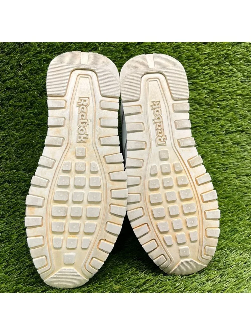 Reebok Glide Womens Size 9 White Blue Athletic Walking Leather Shoes Sneakers